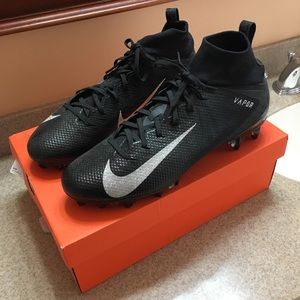 Nike Vapor Untouchable Pro 3 Football Cleat